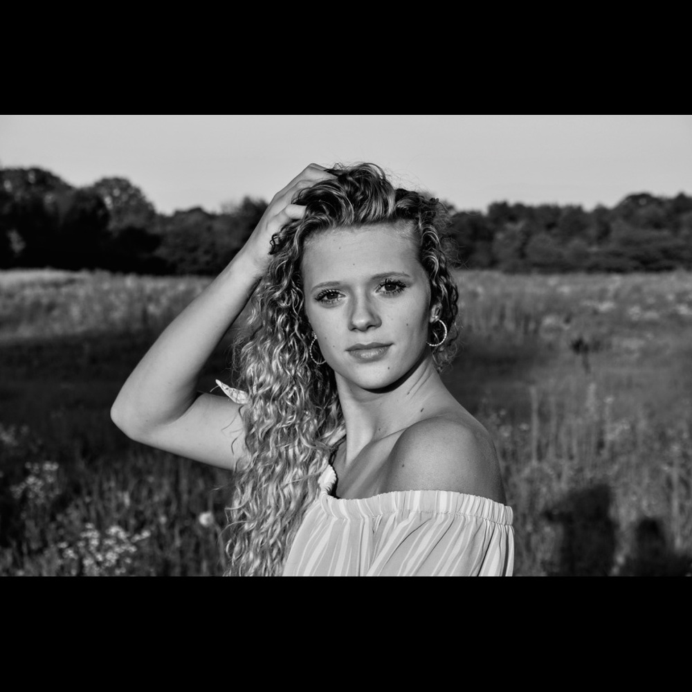 Meet your Posher, Mae